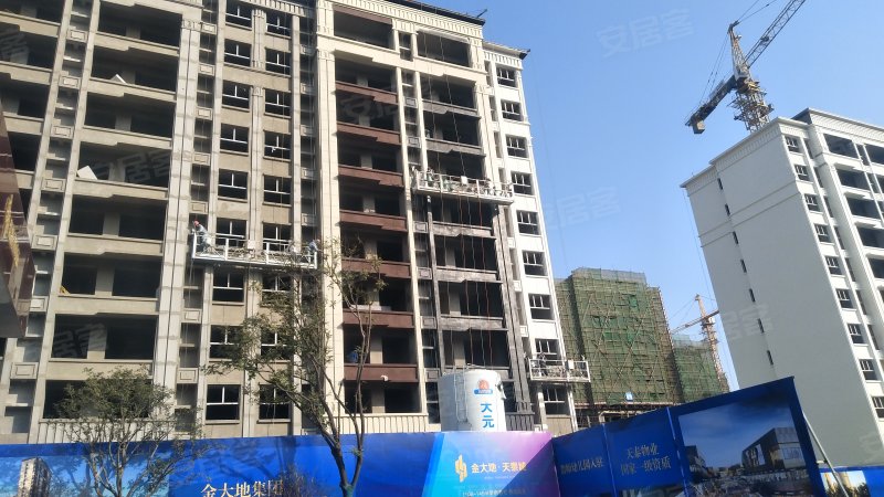 金大地天泰城,卧龙西街,近彩虹路-潍坊金大地天泰城房