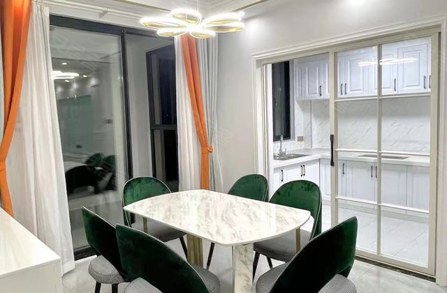 胡漫丽