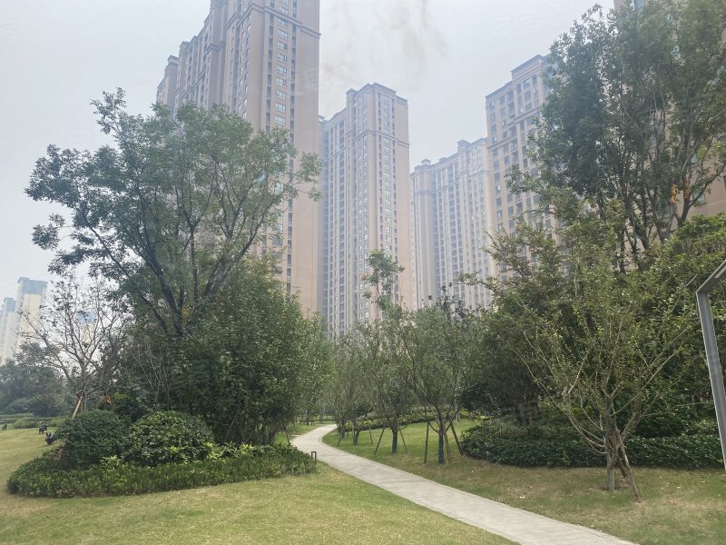 朗悦公园道1号南苑