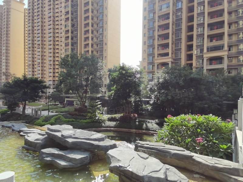 万昌东方巴黎湖岸,江滨路,近胜利路-玉林万昌东方巴黎