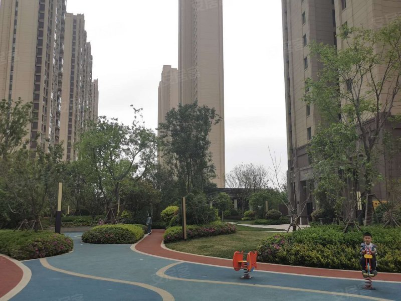 东润玺城(一期),中原西路,近郑州绕城高速-郑州东润玺