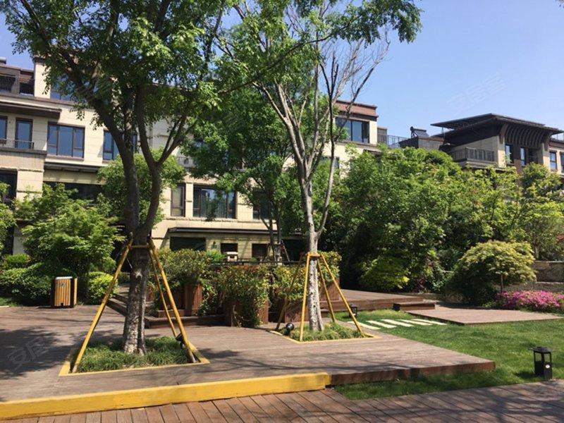 世茂佘山里,千新公路718弄-上海世茂佘山里二手房