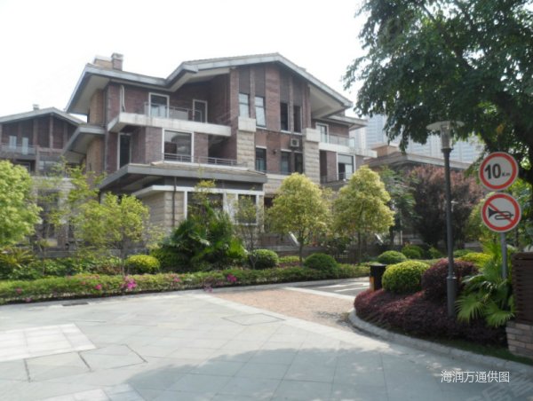 阳光小镇最新视频内容介绍 cc6dd60161c5565bc7a00eb3db4faf79-600x600.jpg