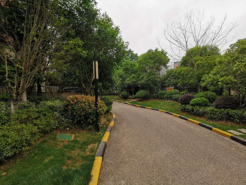 朗诗保利麓院(别墅),灵山北路68号-南京朗诗保利麓院