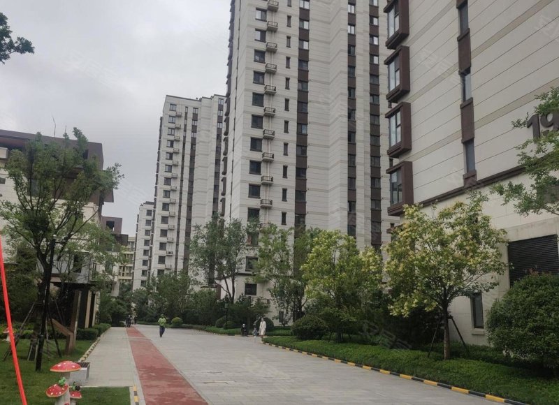 青特金地汇豪观邸