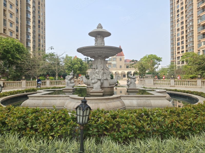 万昌东方巴黎水岸