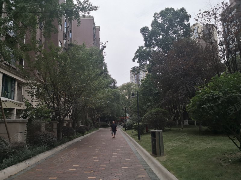 三利麓山城翠薇谷