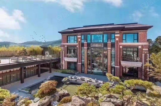 世茂西山龙胤7室3厅1550㎡18000万二手房图片