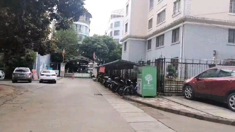 富兴花园教师楼