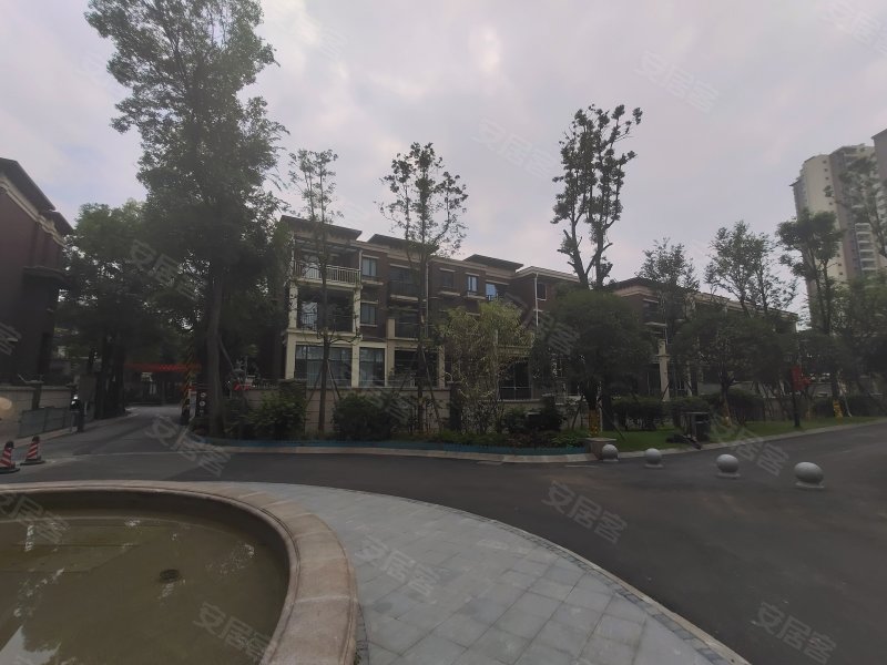 三利麓山城阅庐