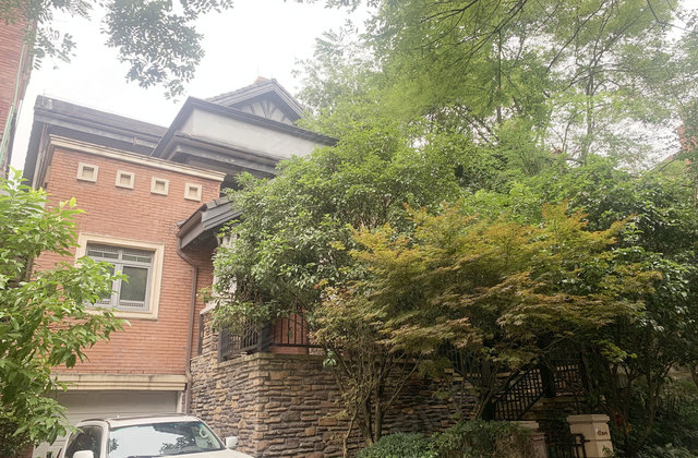 重庆房产网>重庆小区>江北小区>鸿恩寺小区>保利山庄(别墅)>