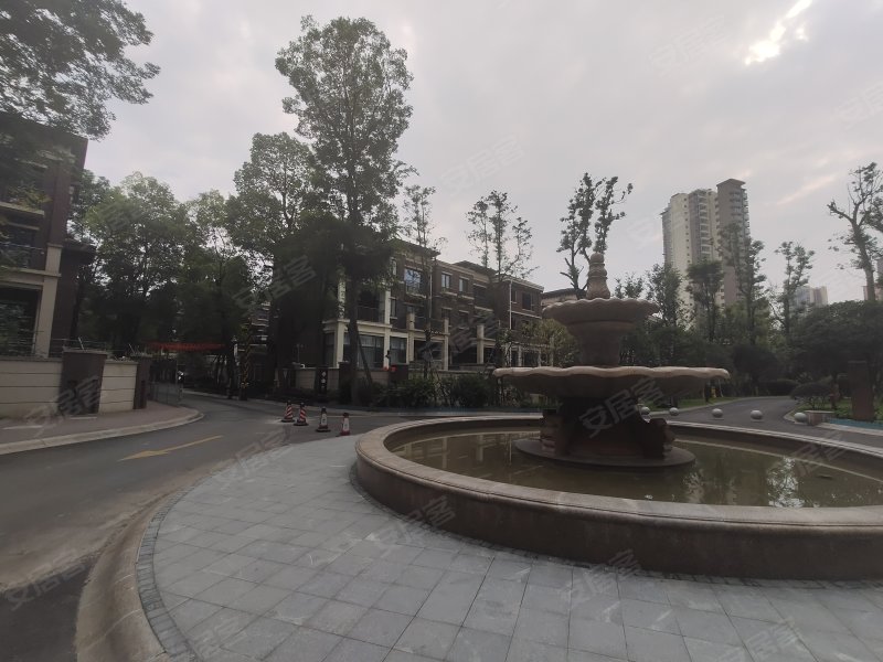 三利麓山城阅庐