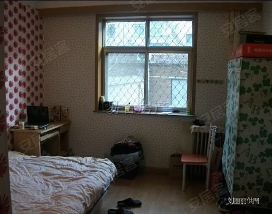 【多图】大四居便宜卖 送100平米小院 真实房