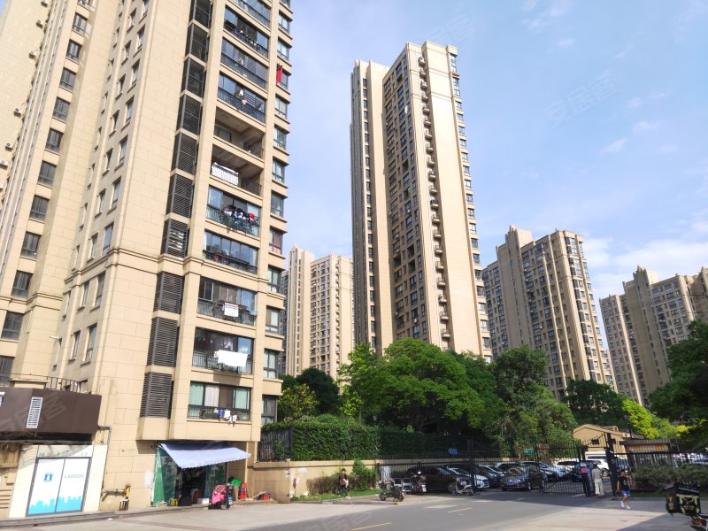 保利叶上海(一期公寓住宅)