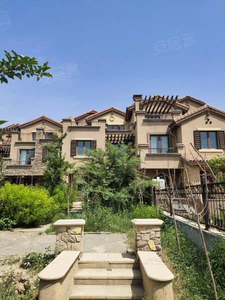 绿城一龙半岛(别墅,东华南路65巷18号-乌鲁木齐绿城一龙半岛(别墅)