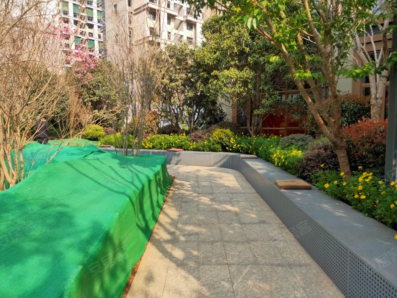 俊发蓝湖俊园