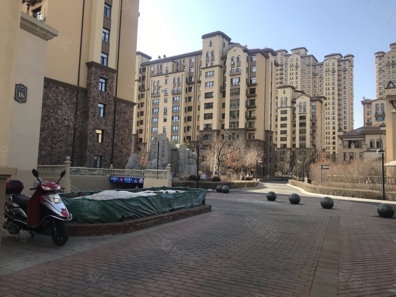 富河国际(a区)