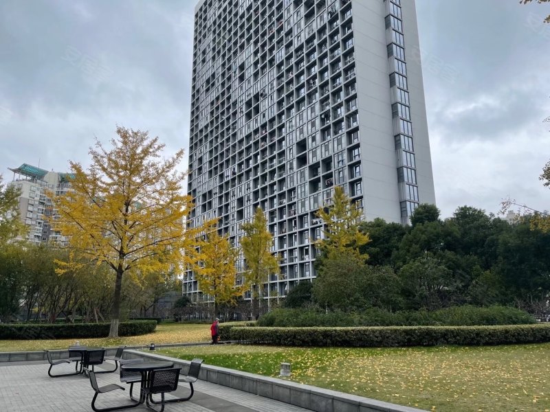 六合天寓