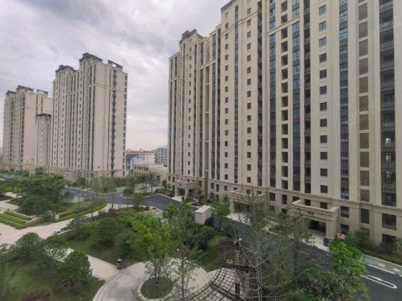 东方城市豪庭