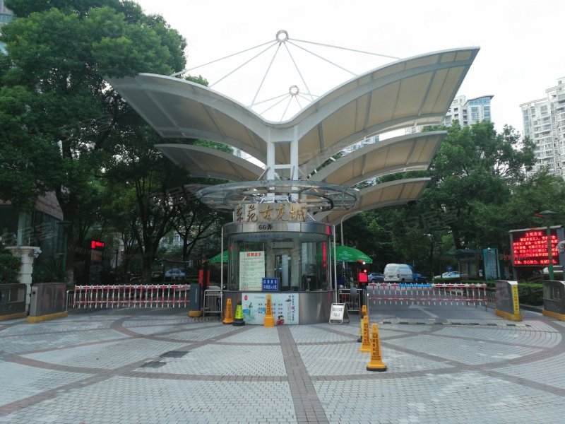 东苑古龙尚居