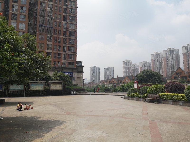 蓝溪谷地
