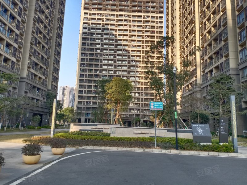 万科城(北区),诗僧路168号-珠海万科城(北区)二手房