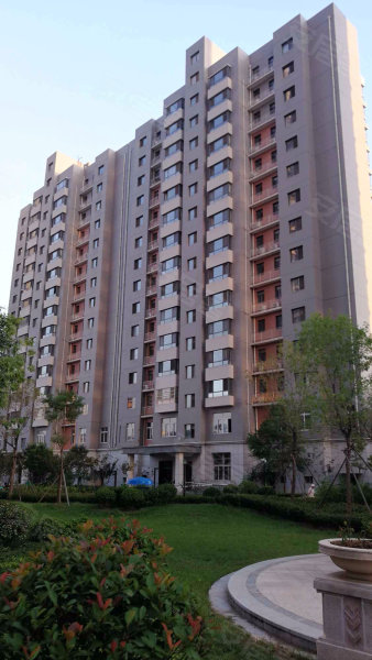 东方红名仕嘉园