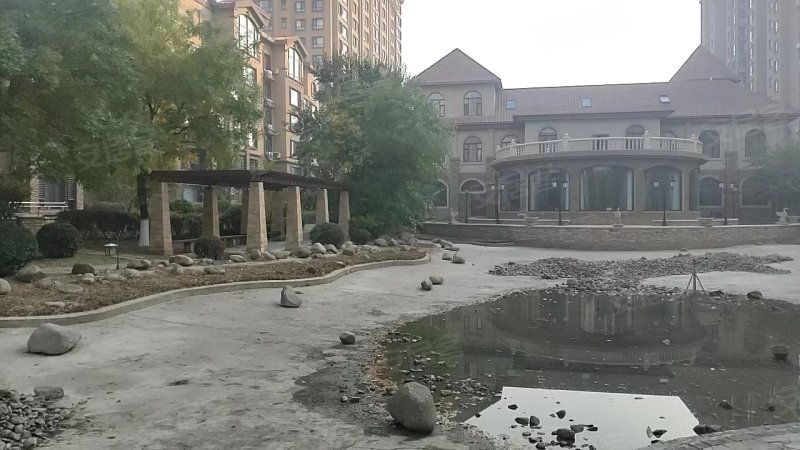 巴塞罗娜,东城中路,近抚民街-葫芦岛巴塞罗娜二手房