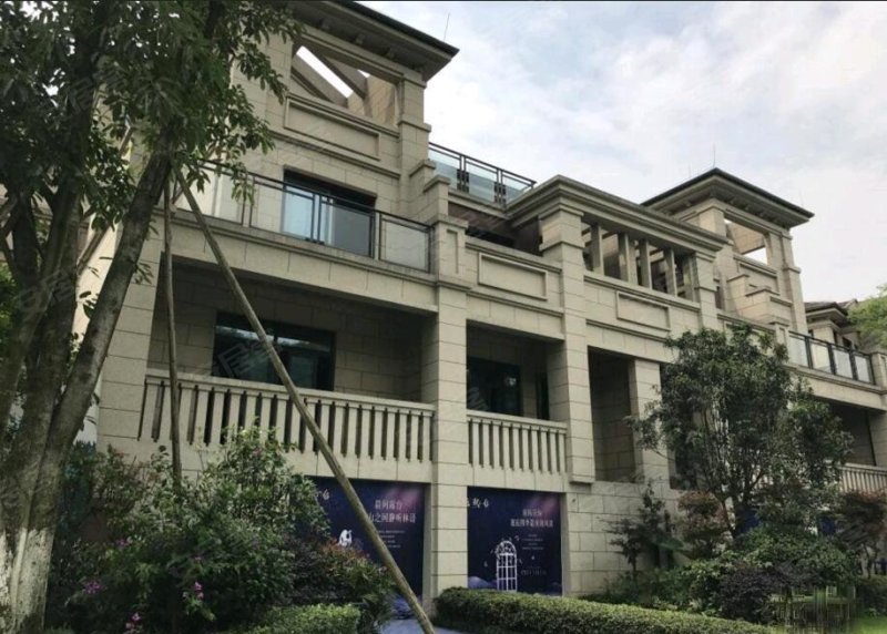 北京城建龙樾湾(别墅,锦虹路8号-重庆北京城建龙樾湾(别墅)二手房