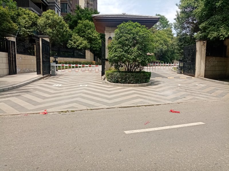 英和紫悦府(公寓住宅),龙门大道-洛阳英和紫悦府(公寓