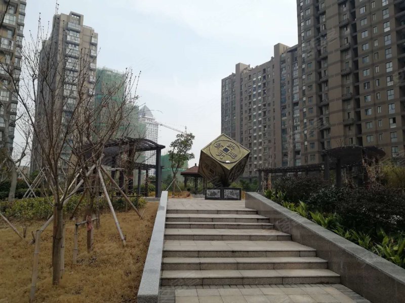 冠城华府