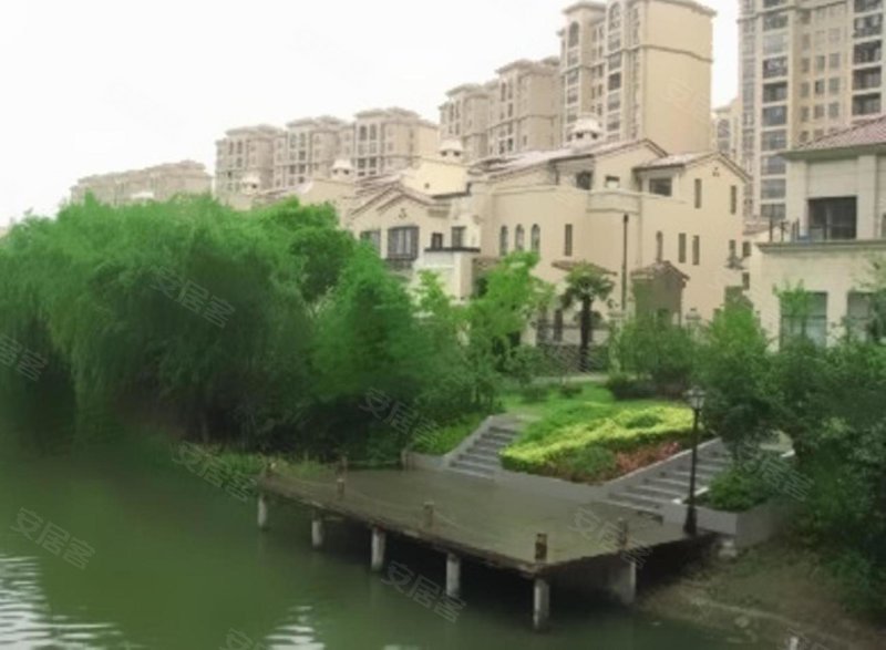 环球翡翠湾花园(别墅)