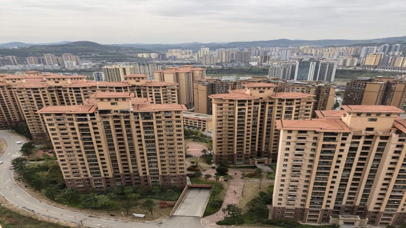 半山逸城a区