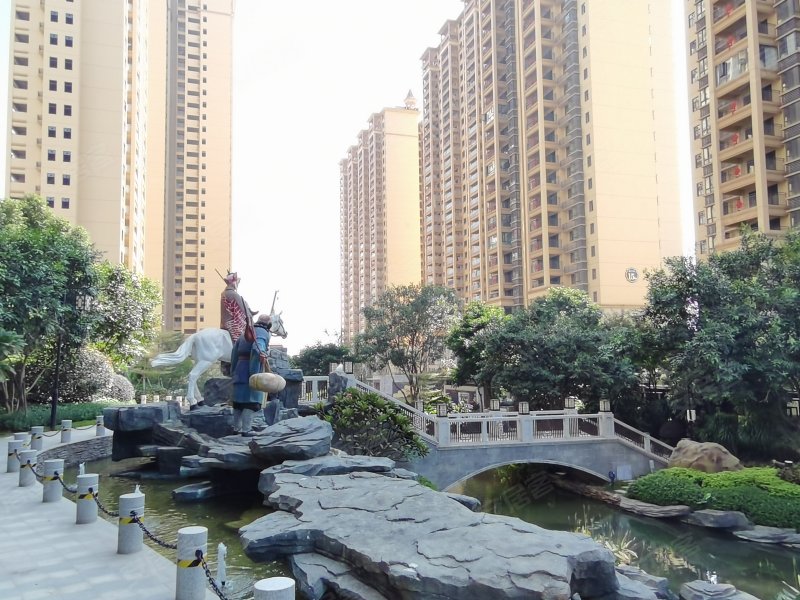 万昌东方巴黎湖岸