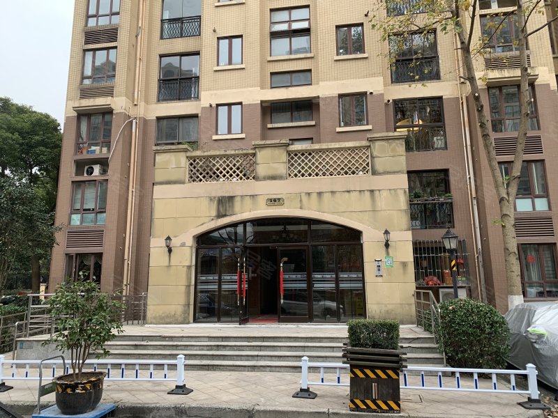 环球翡翠湾花园(公寓住宅),西泰林路158弄-上海环球湾