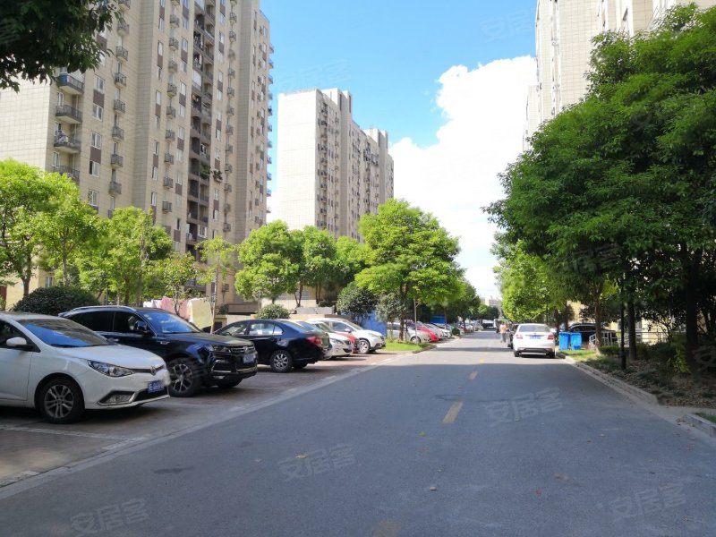鹤沙航城汇诚佳苑