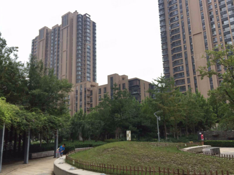中国铁建国际城