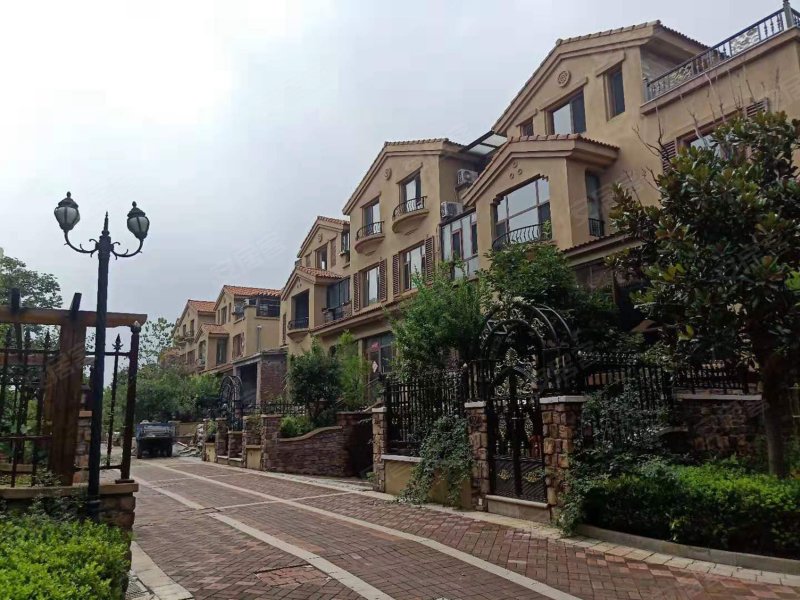 淮海御景湾(别墅),滨河路2号-临沂淮海御景湾(别墅)房