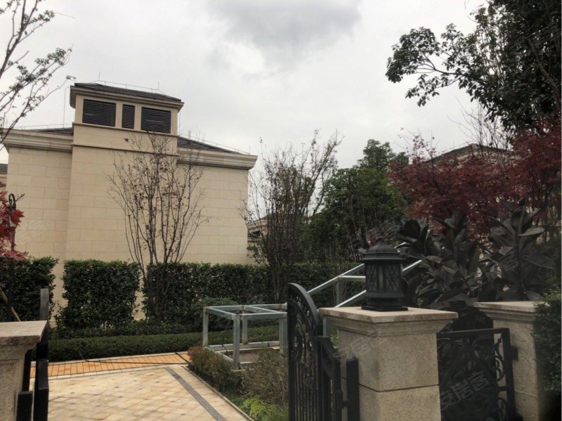 渝北核心,中交中央公园,法式大面积合院别墅,花园300平以上
