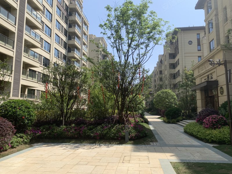 百灵虹湖湾,武当路-安顺百灵虹湖湾二手房,租房,房价