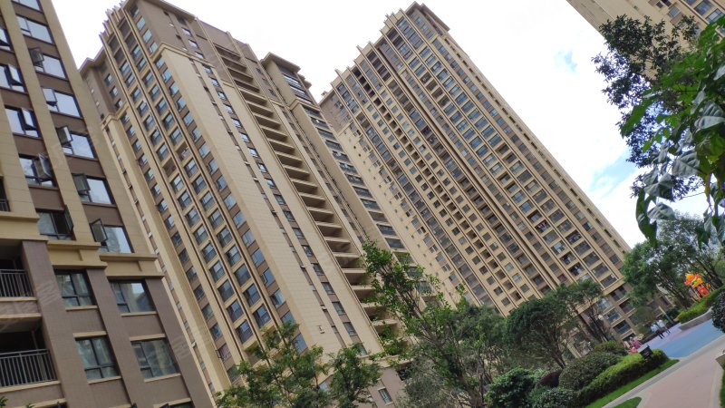 蓝光水岸公园