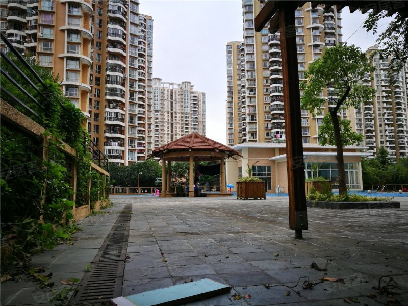 天山河畔花园,水城路883弄-上海天山河畔花园二手房