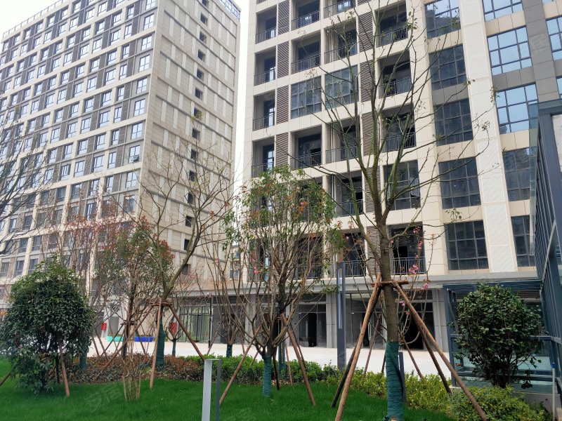 鸿海城(商住楼),白马山路666号-南昌鸿海城(商住楼)房