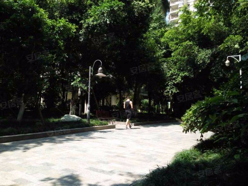 天鹅湖花园