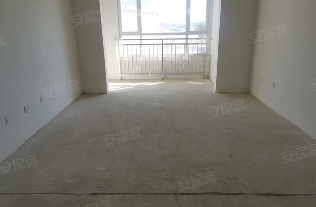 聚银新苑3室2厅129㎡73.8万二手房图片