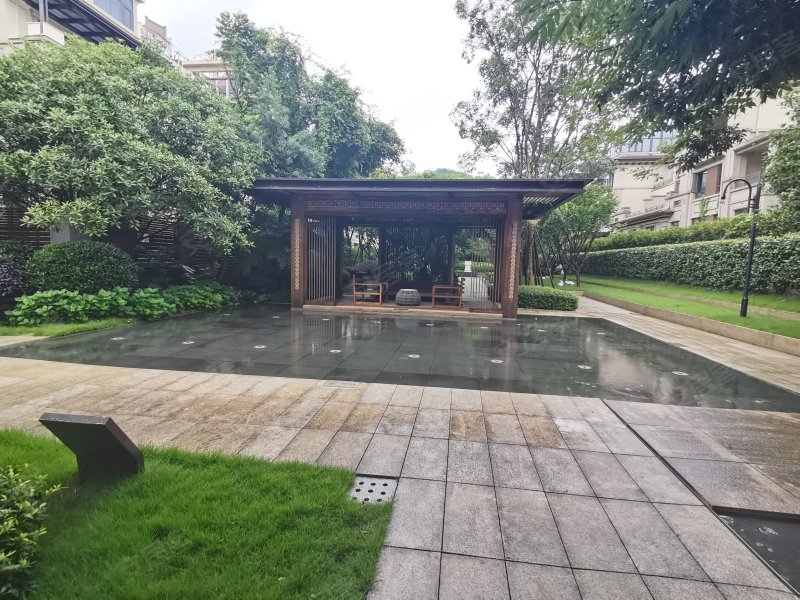 龙湖璟宸原著