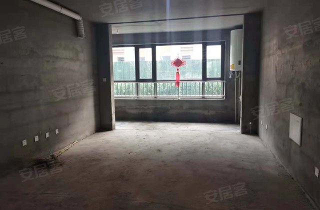 佳和逸园