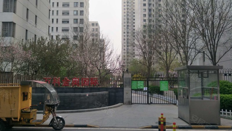 万科金奥国际