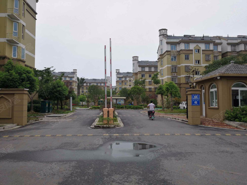 竹镇民族小区(明礼路46号)