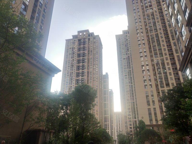 俊发城百合苑,北京路,近沣源路-昆明俊发城百合苑二手